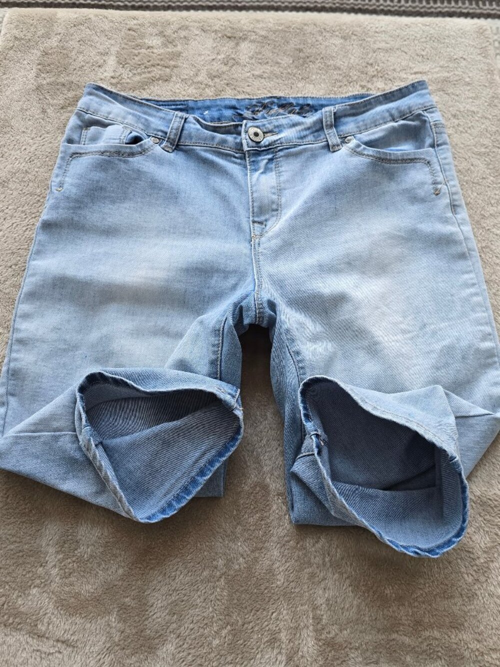 David Bitton BUFFALO Samuella Bermuda white wash jeans shorts woman size 10 - Picture 2 of 6